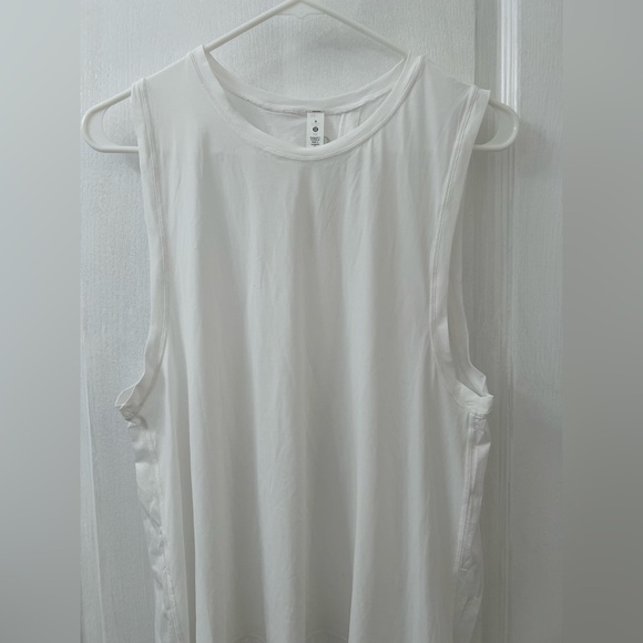 Lululemon All Tied Up Tank (Size 8) - Picture 10 of 12